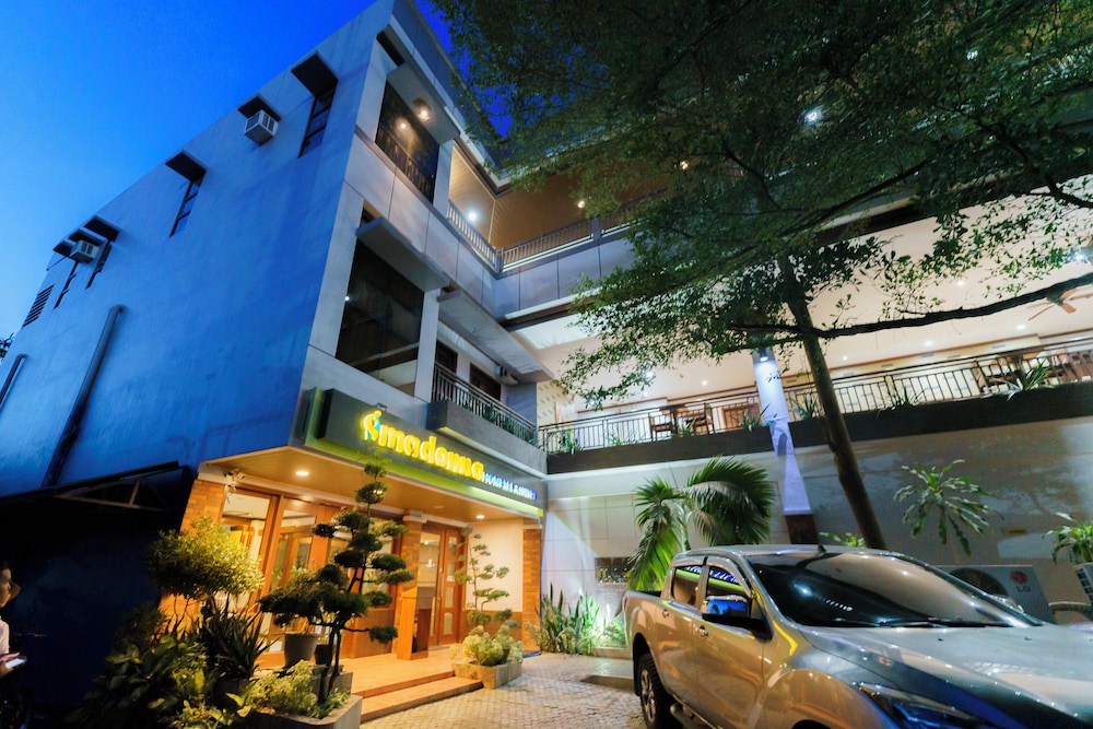 Madonna Hometel and Suites — hotel in Panabo