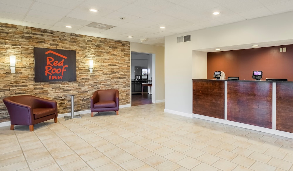 Quality Inn & Suites - photo 16