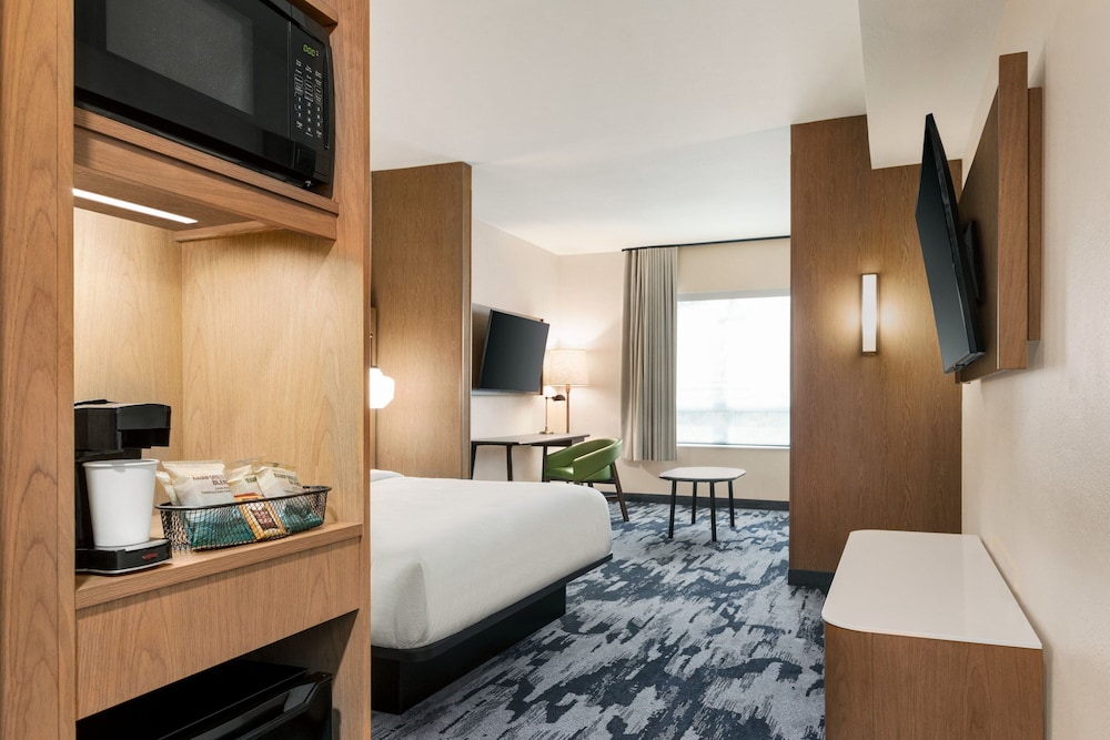 Fairfield Inn & Suites by Marriott Bonita Springs - photo 3