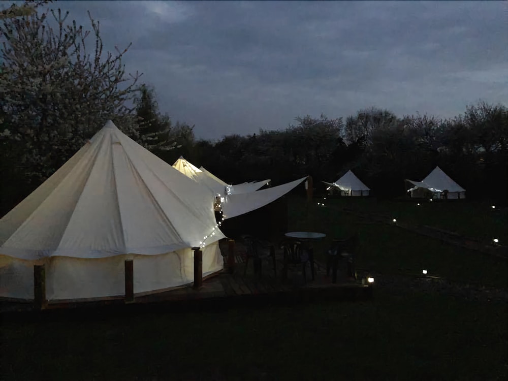 Oak Lodge Retreat — 4-Star Luxury Hotel in Eye, United Kingdom