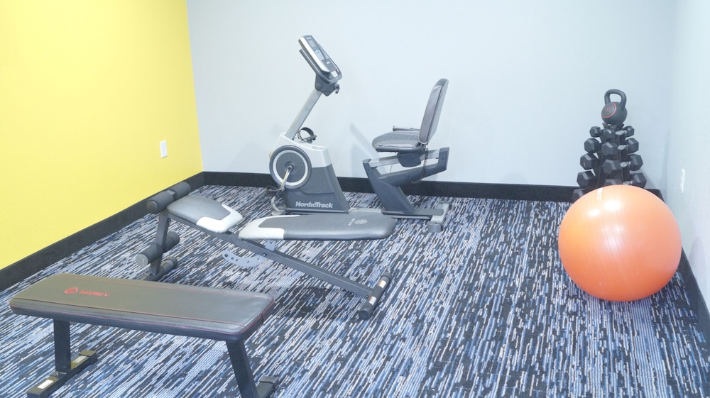 Magnolia Inn and Suites Olive Branch - photo 16