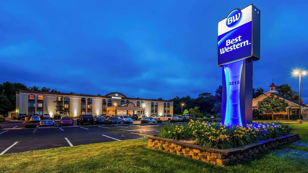 Best Western Hazlet Inn — hotel in Long Branch