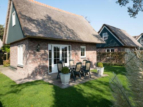 Luxurious coastal villa near forest — 4-Star Luxury Hotel in Schagen, Netherlands