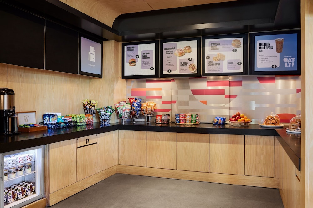 Aloft Leawood Overland Park - photo 14