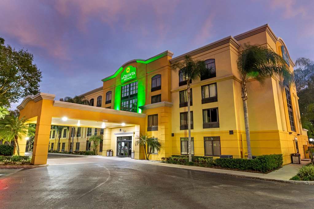 La Quinta Inn & Suites by Wyndham Tampa North I 75 - photo 5