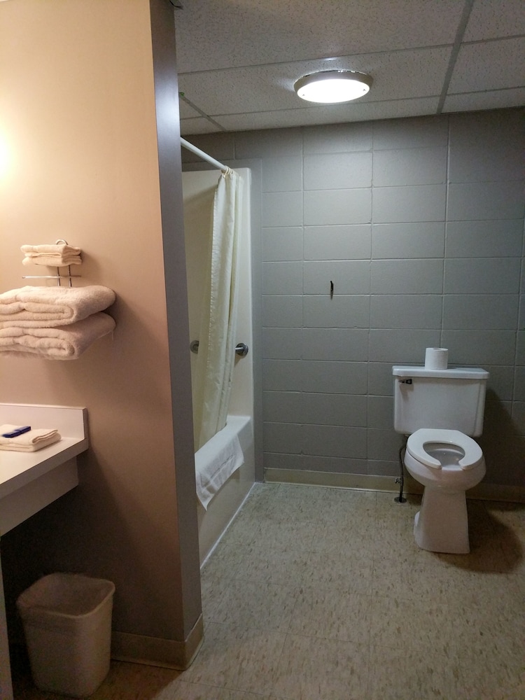 Attican Motel - photo 19