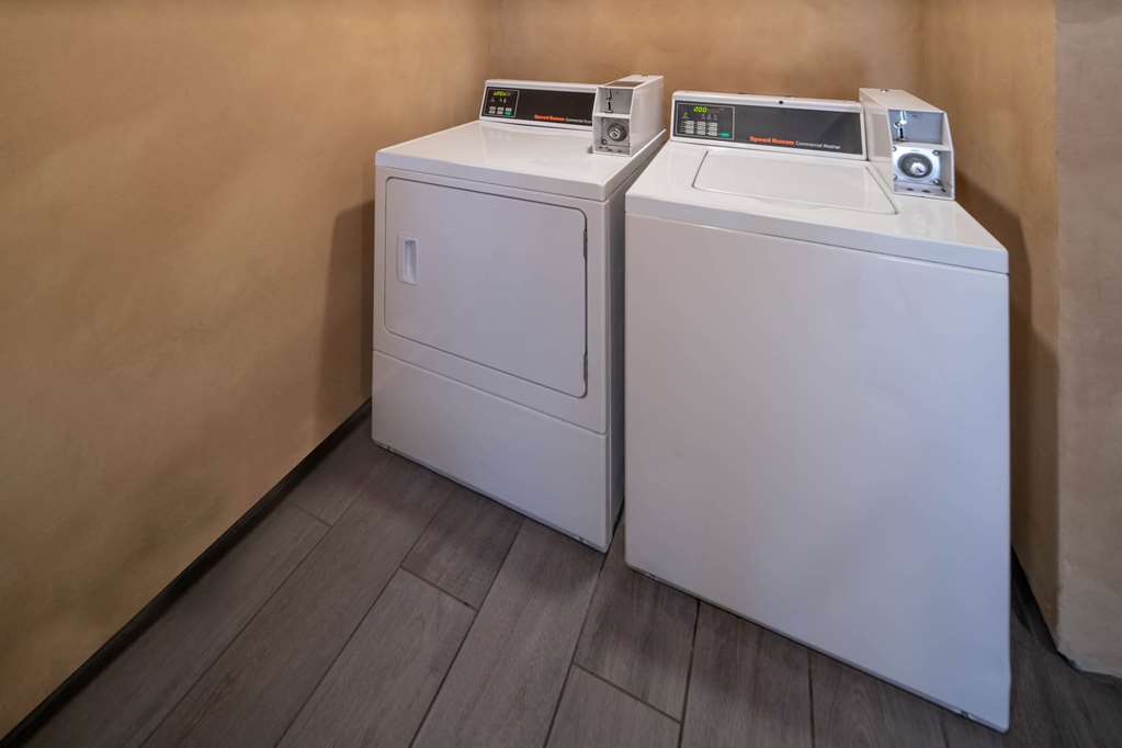 Days Inn by Wyndham Galt Elk Grove South - photo 25
