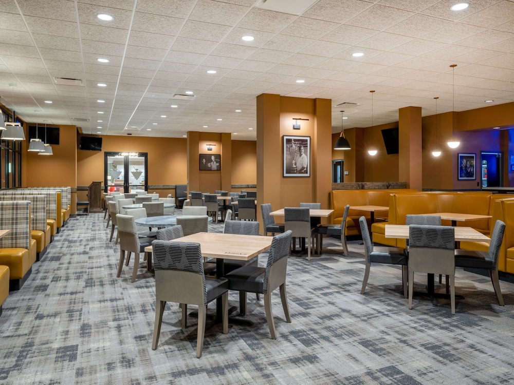 Hilton Garden Inn Jeffersonville Louisville North - photo 29