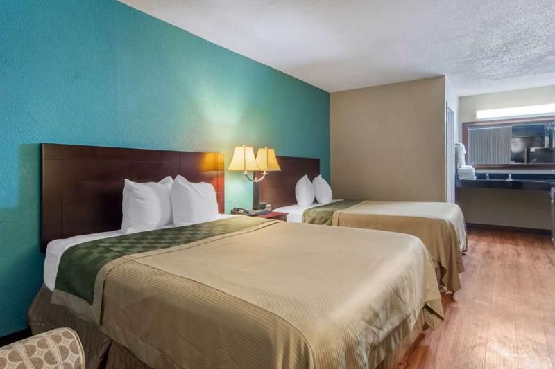Suburban Extended Stay Hotel - photo 23