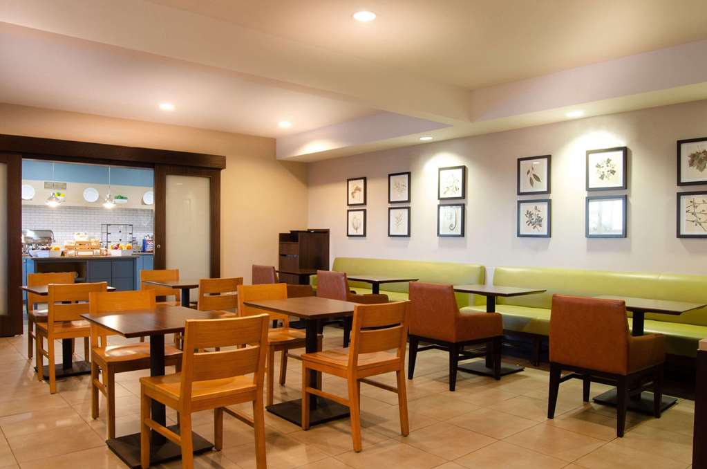 Country Inn & Suites by Radisson Tuscaloosa AL - photo 16