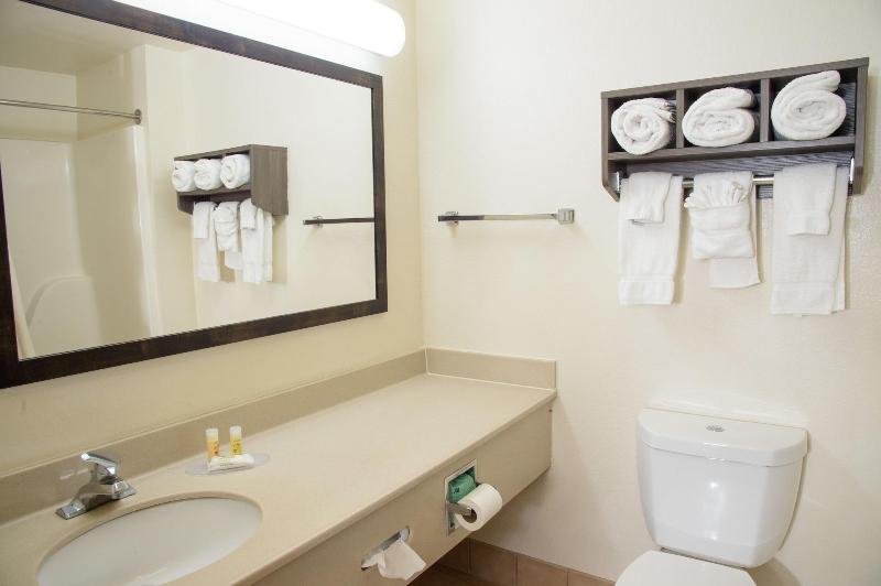 Pigeon River Inn - photo 84