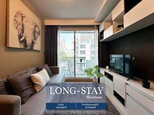Stylish Premier 1BR Ultra Fast Wifi BTS Nana — 4-Star Luxury Hotel in Bangkok, Thailand