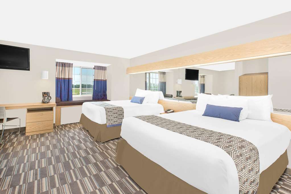 Microtel Inn & Suites by Wyndham Ames - photo 11