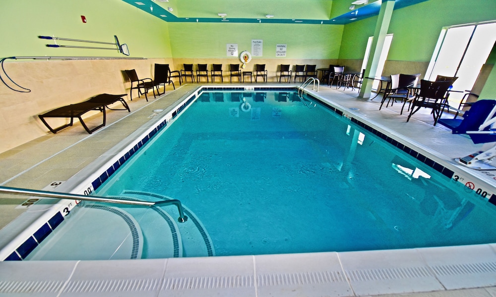 Holiday Inn Express & Suites Perryville by IHG - photo 25