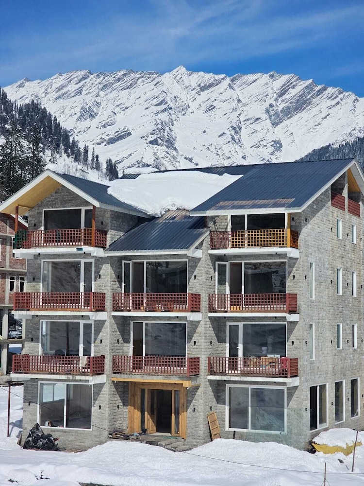 Hotel Patalsu - last minute hotel in Manali