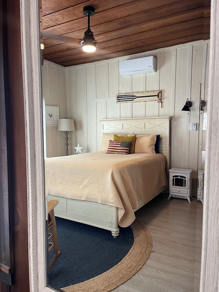 Redwood Hollow Cottages - photo 29
