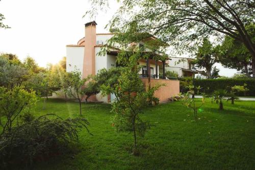 Litochoro Achilleas & Chara's Summer House — 4-Star Luxury Hotel in Litochoro, Greece
