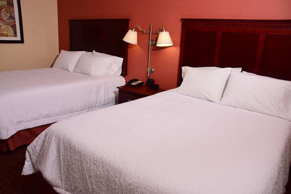 Hampton Inn Indiana - photo 12