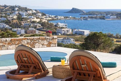 Syros Grace eco Villa with Jacuzzi & Stuning Views — 4-Star Luxury Hotel in Ano Syros, Greece