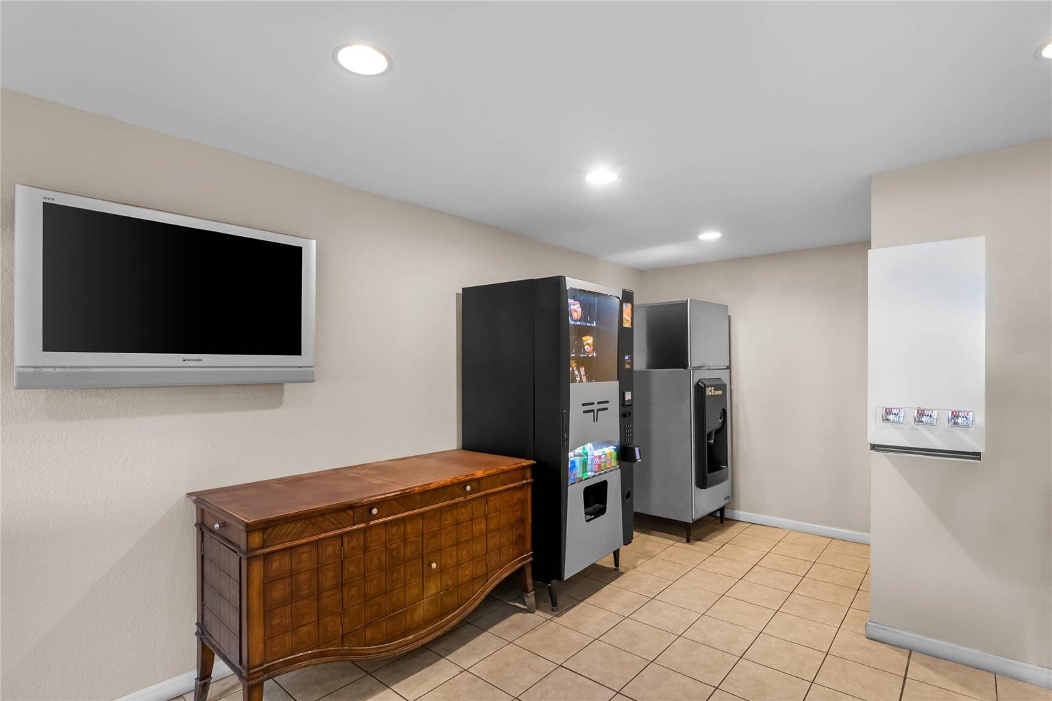 Quality Inn Waterbury East - photo 58