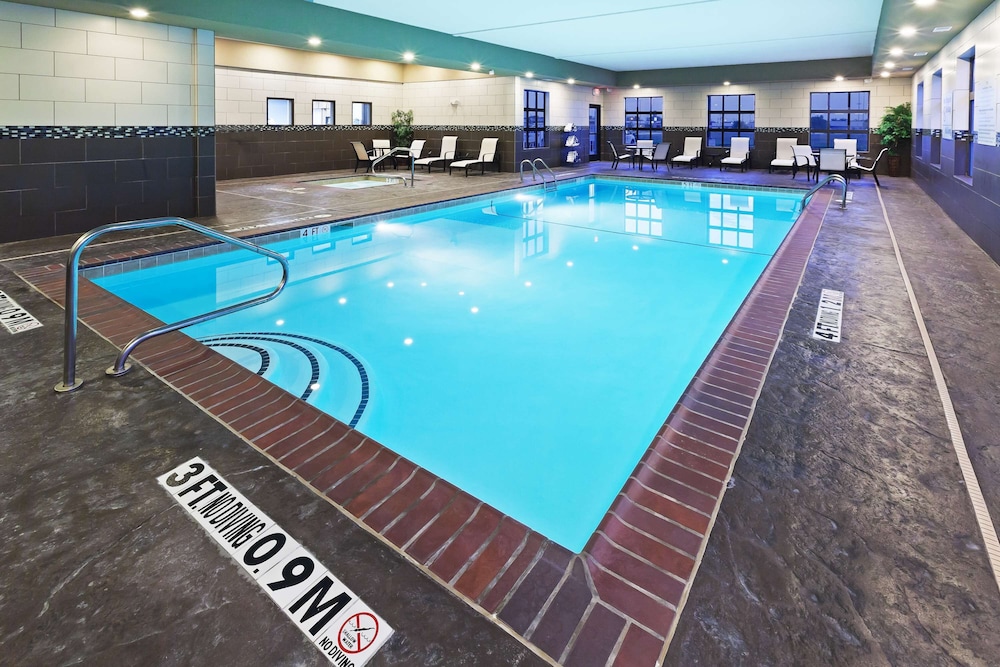 Hampton Inn & Suites Liberal - photo 13