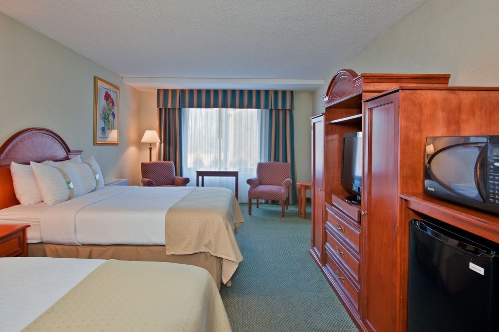 Holiday Inn Burlington - photo 7