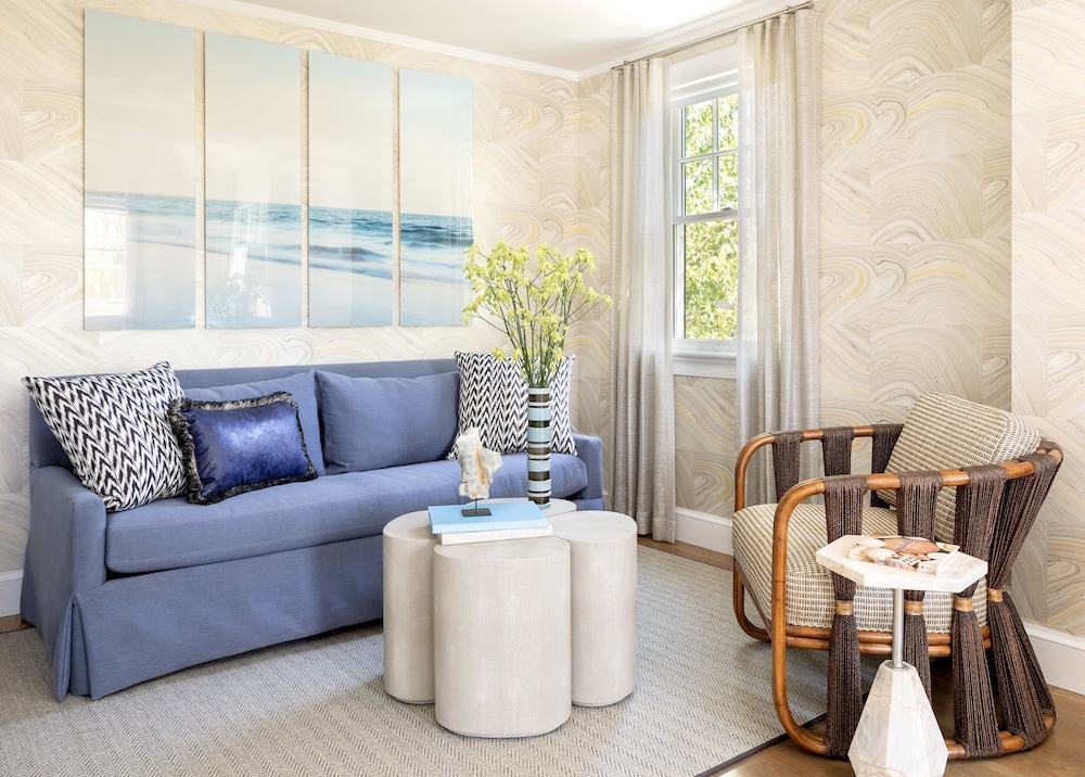 The Sydney The Edgartown Collection - photo 17