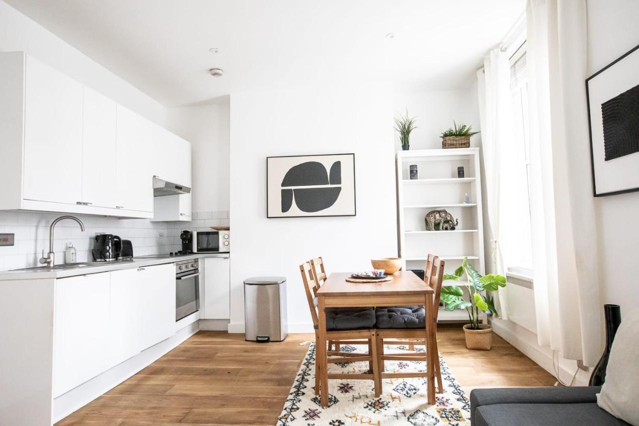 Prime Location Marylebone 1 Bed Apartment — 4-Star Luxury Hotel in London, United Kingdom