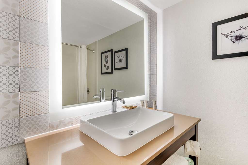 Country Inn & Suites by Radisson Atlanta Airport South GA - photo 26