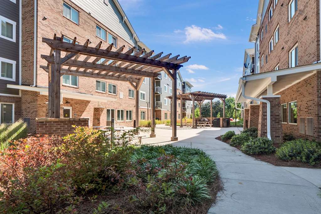 WaterWalk Extended Stay by Wyndham Charlotte Arrowood - photo 100