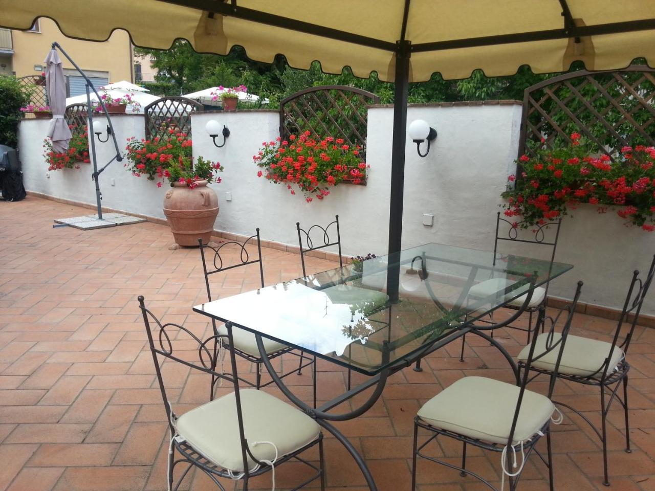 La Terrazza di Elena — 4-Star Luxury Hotel in Abbadia San Salvatore, Italy