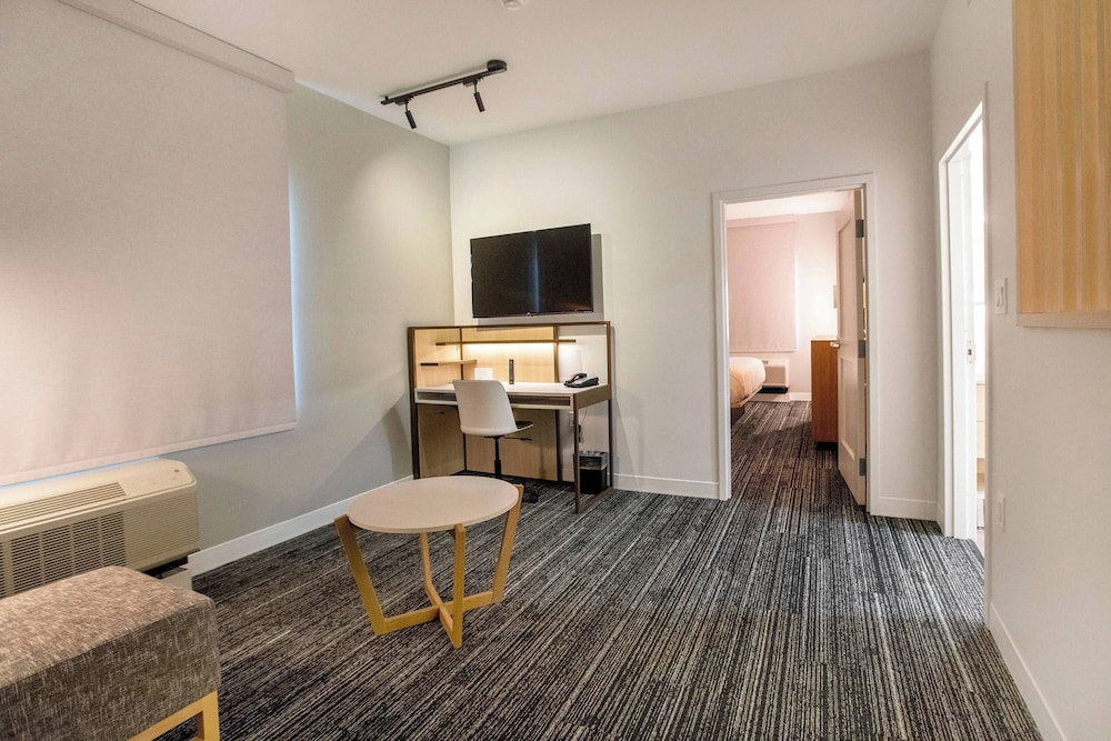 TownePlace Suites by Marriott Conroe - photo 16