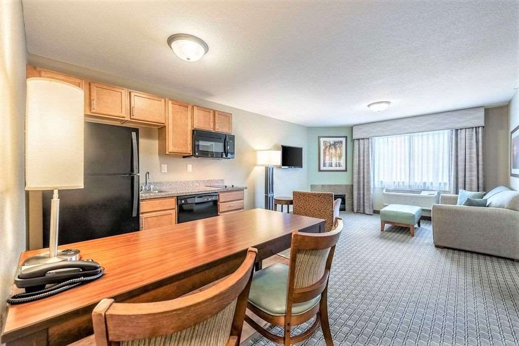 AmeriVu Inn and Suites Chisago City - photo 15