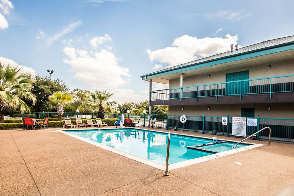 Americas Best Value Inn Ft. Worth - photo 12