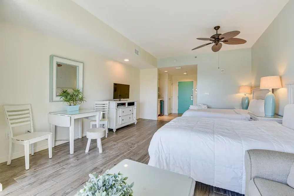 Destin Resort Studio w Pool Walk to Beach - photo 14