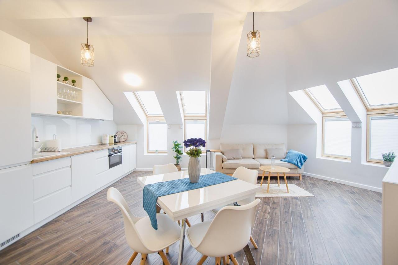 Skylight Loft near City Center — 4-Star Luxury Hotel in Oradea, Romania