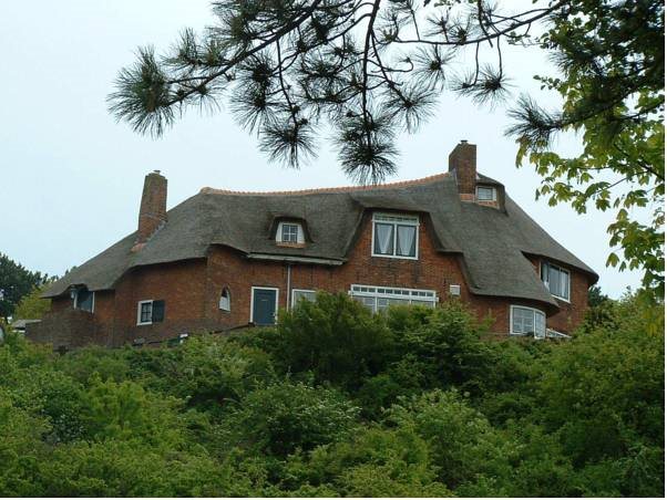 t Streefkerkse Huis - carbon neutral hotel in Zoutelande