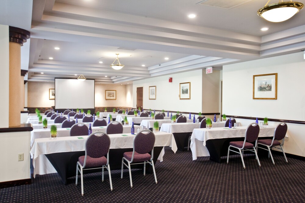 The Inn at Longwood Medical - photo 22