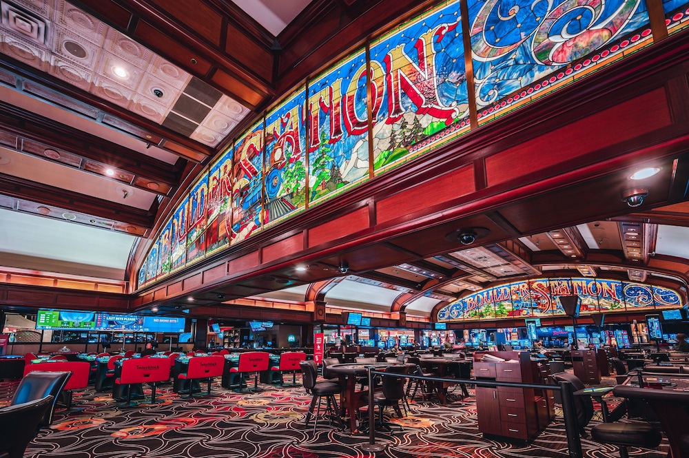 Boulder Station Hotel and Casino - photo 32