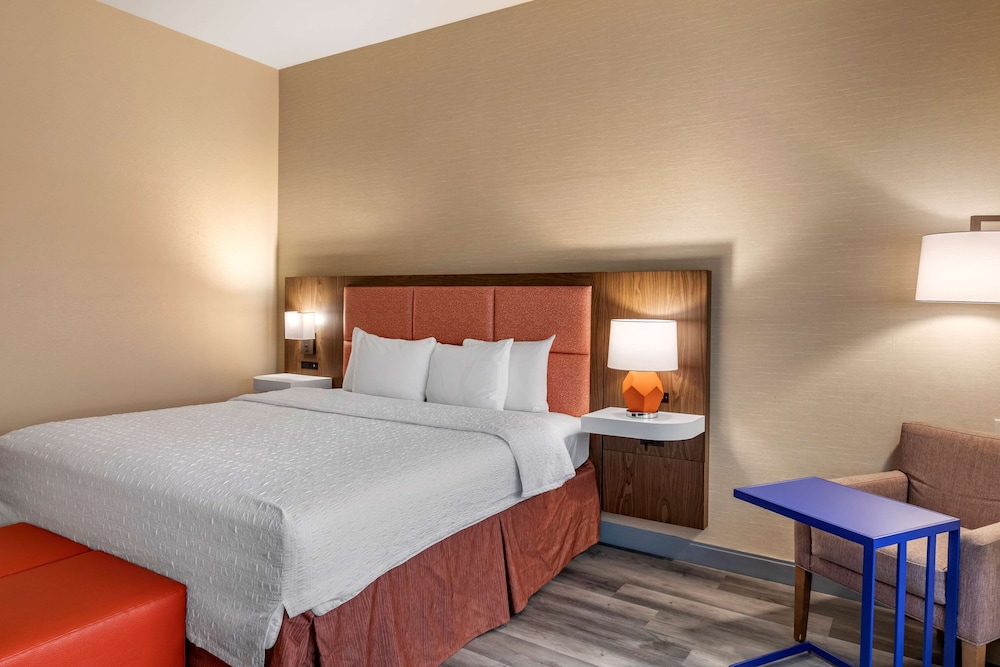 Hampton Inn Norco Corona Eastvale - photo 19