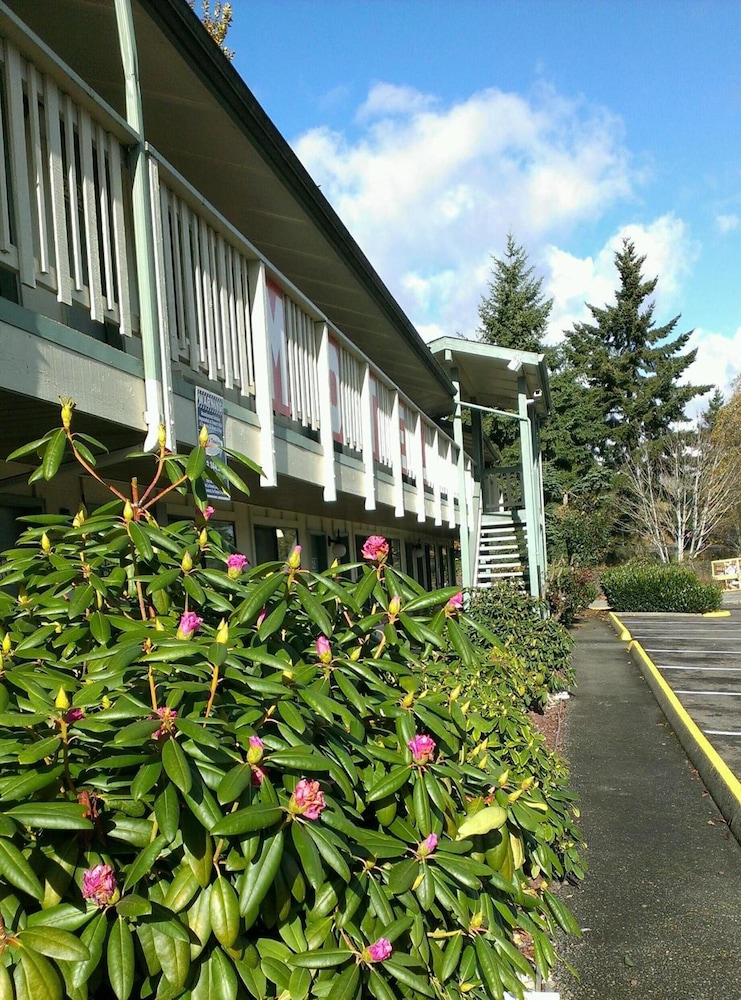 Motel Puyallup - photo 23