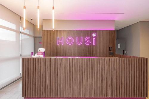 Brickell One by Housi prédio com academia próximo à rodoviária in Curitiba, Brasil