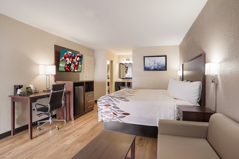 Red Roof Inn Baltimore South Glen Burnie - photo 11