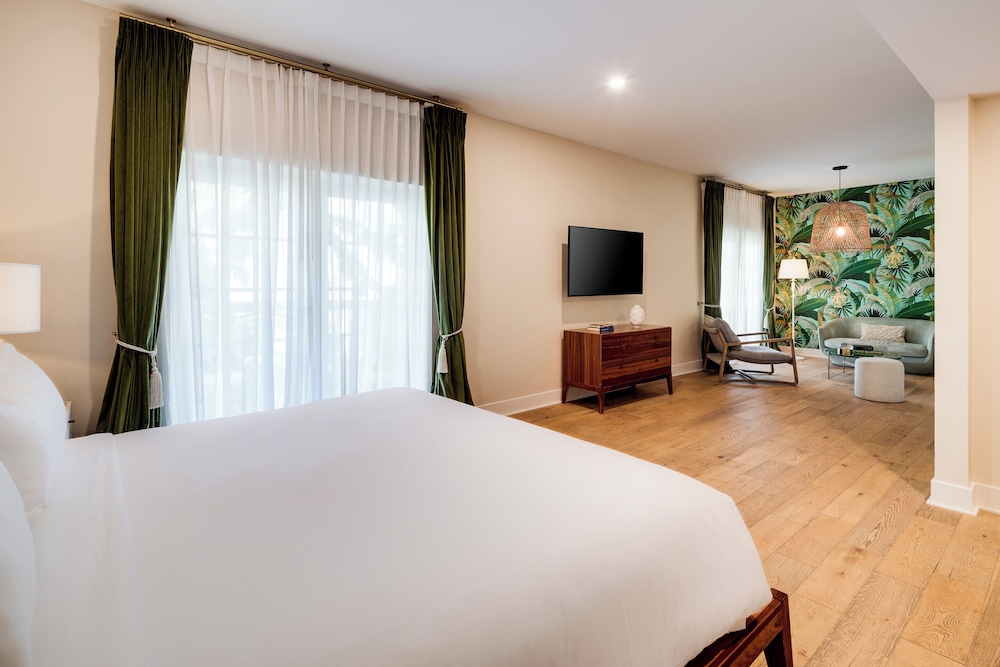 The Savoy Hotel & Beach Club - photo 26