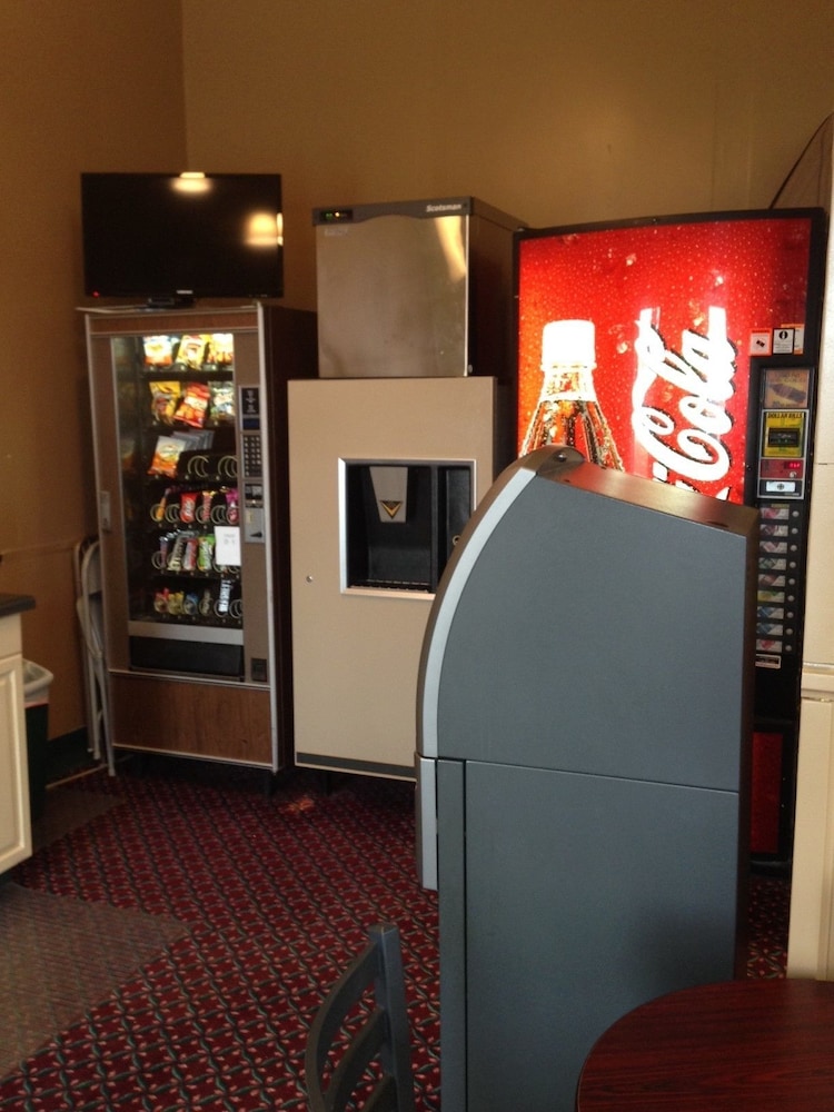 Mobridge Kountry Inn - photo 15
