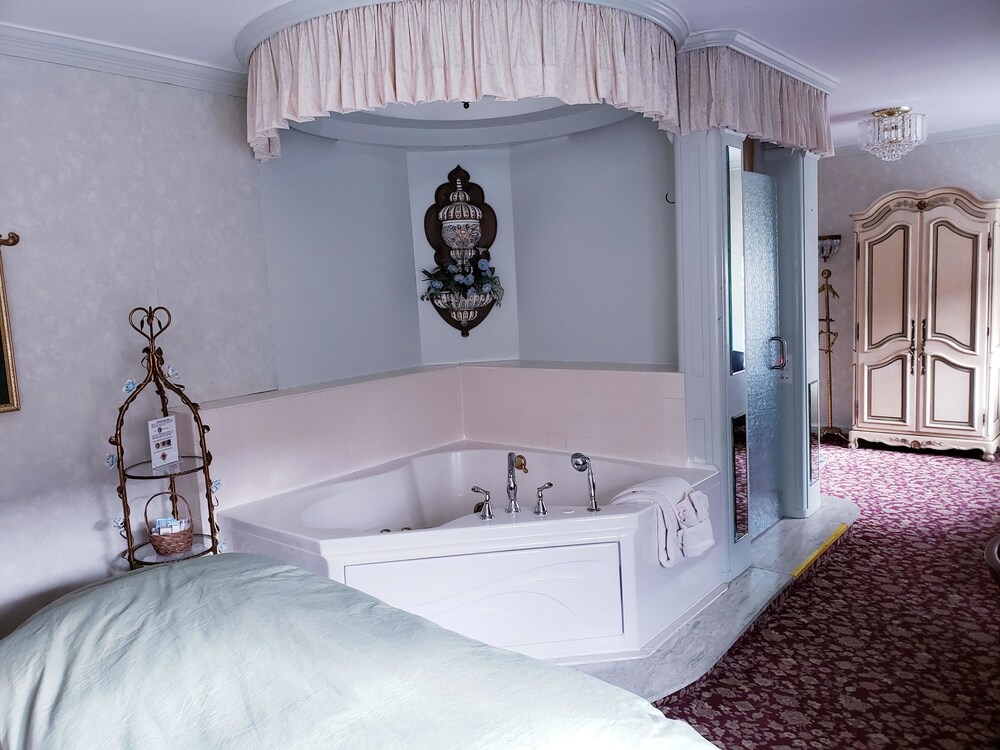 Lowell Inn - photo 19