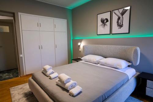 Subtle 3 Bed Luxury with a View — 4-Star Luxury Hotel in Palaio Faliro, Greece