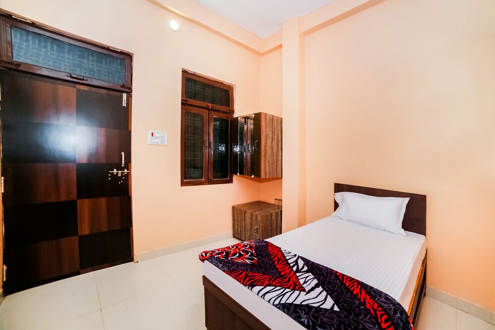 Spot On 46331 Hotel Kusha S — Shivpuri