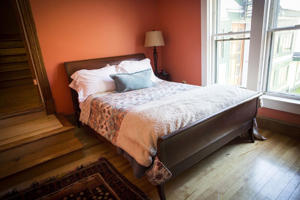 Mt. Philo Inn - photo 23