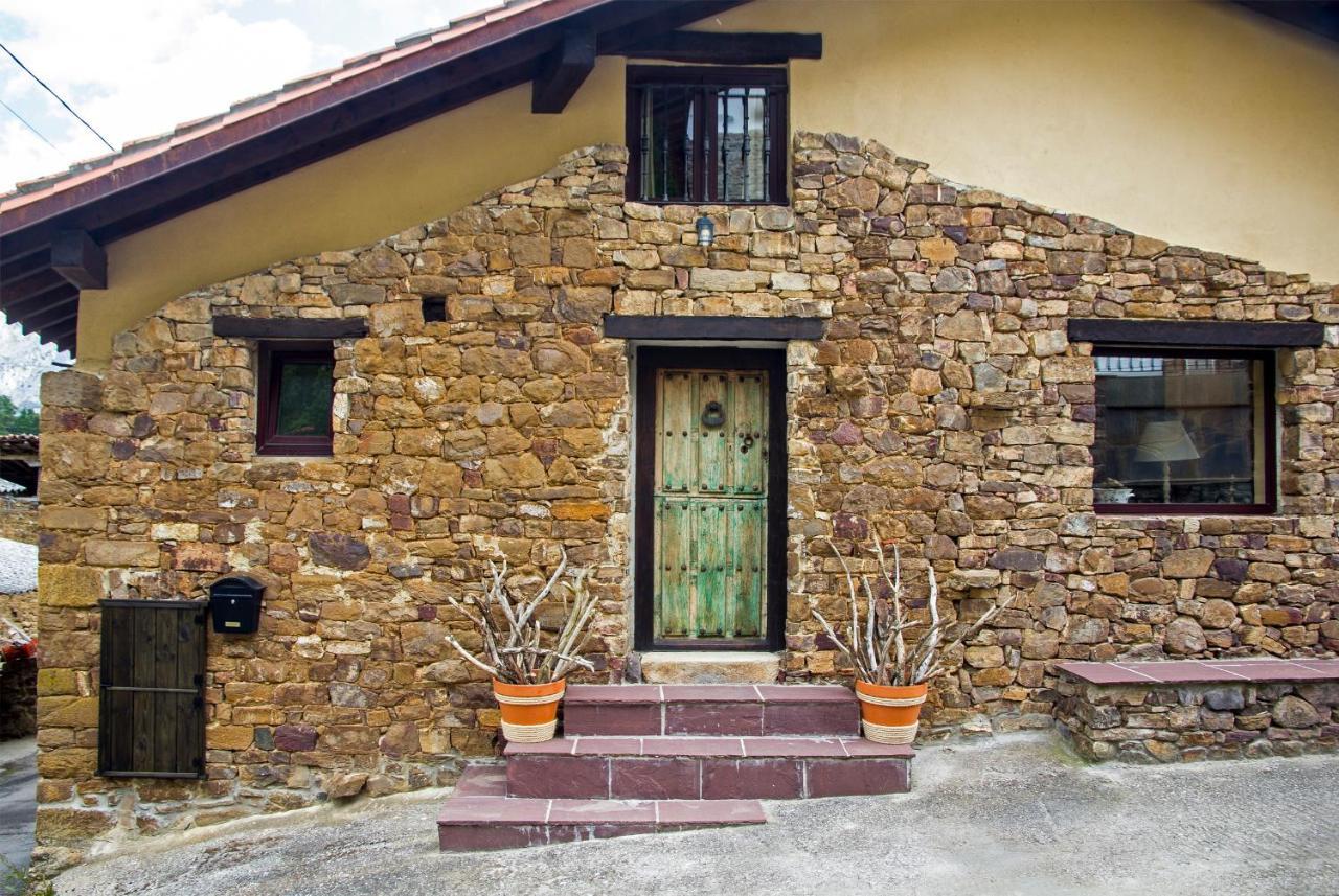 Armano Rural G 10069 in Santander, Spain